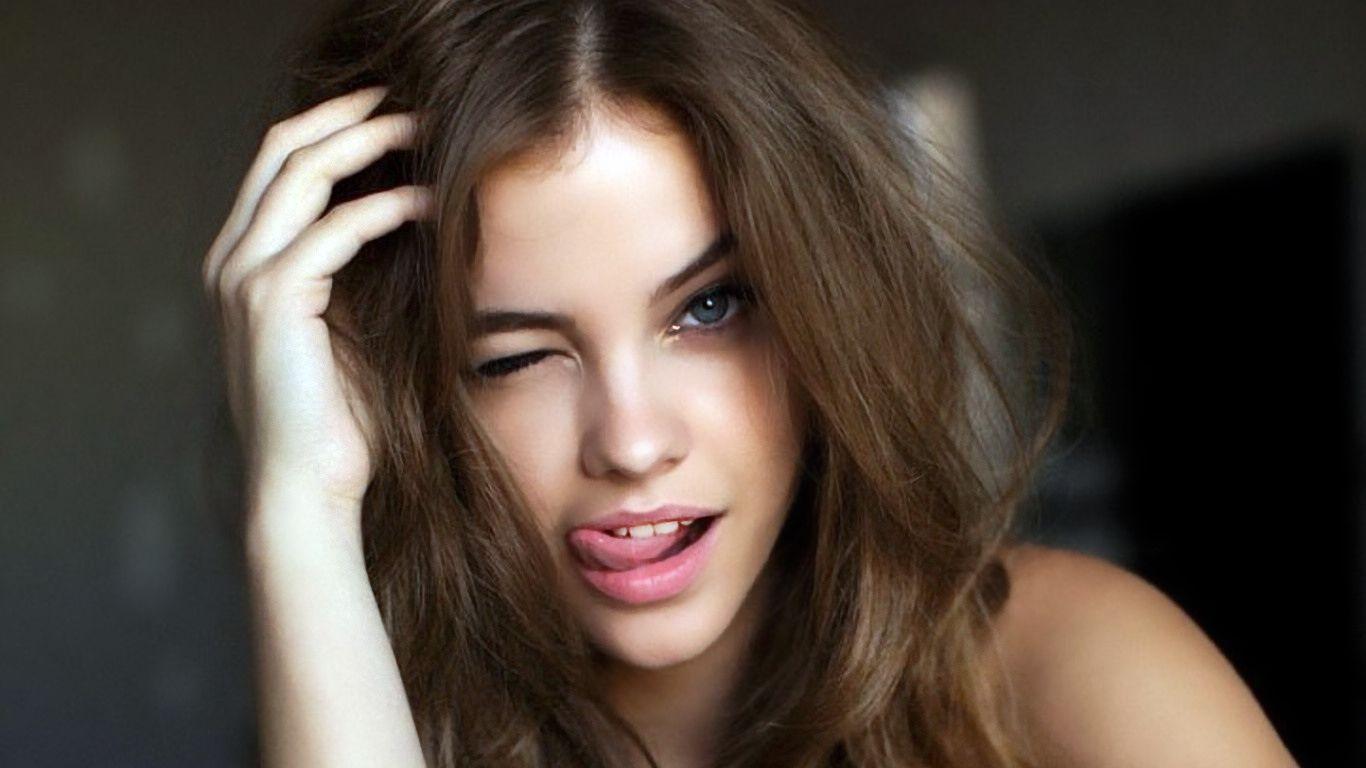1366x768 Barbara Palvin Beauty Model Girl wallpaperx768