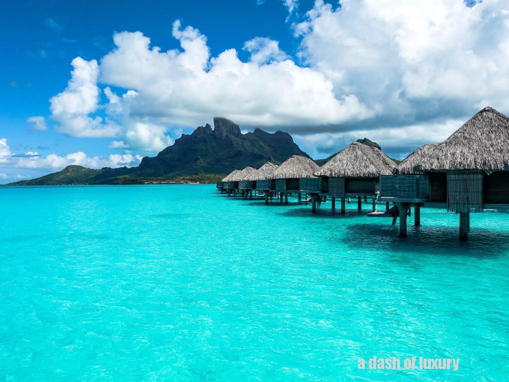 1024x768 Paddle Boarding In Bora Bora