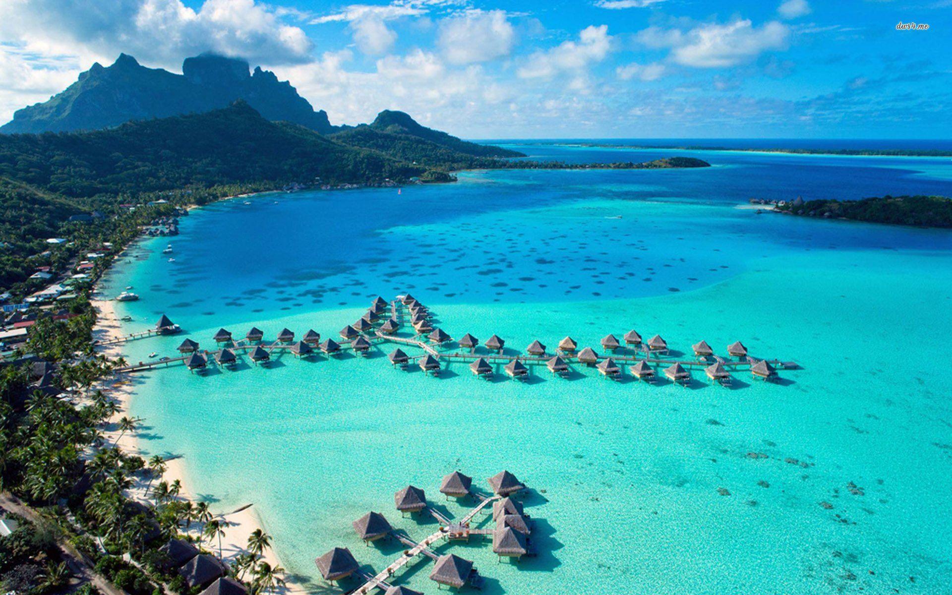 1920x1200 Resort In Bora
