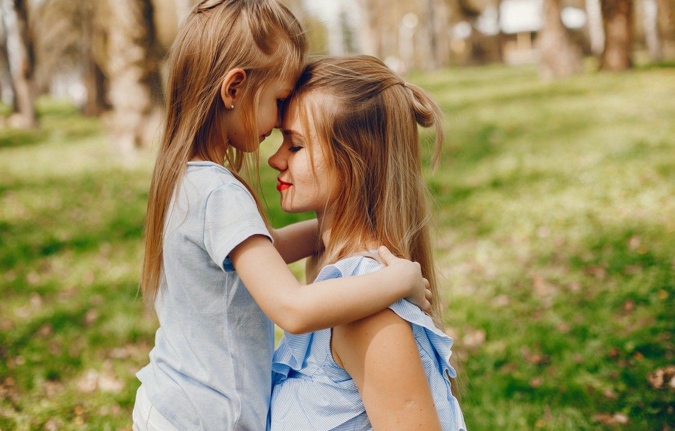 1332x850 Wallpaper love, family, mom, daughter, mother, family, in the passenger seat image for desktop, section настроения