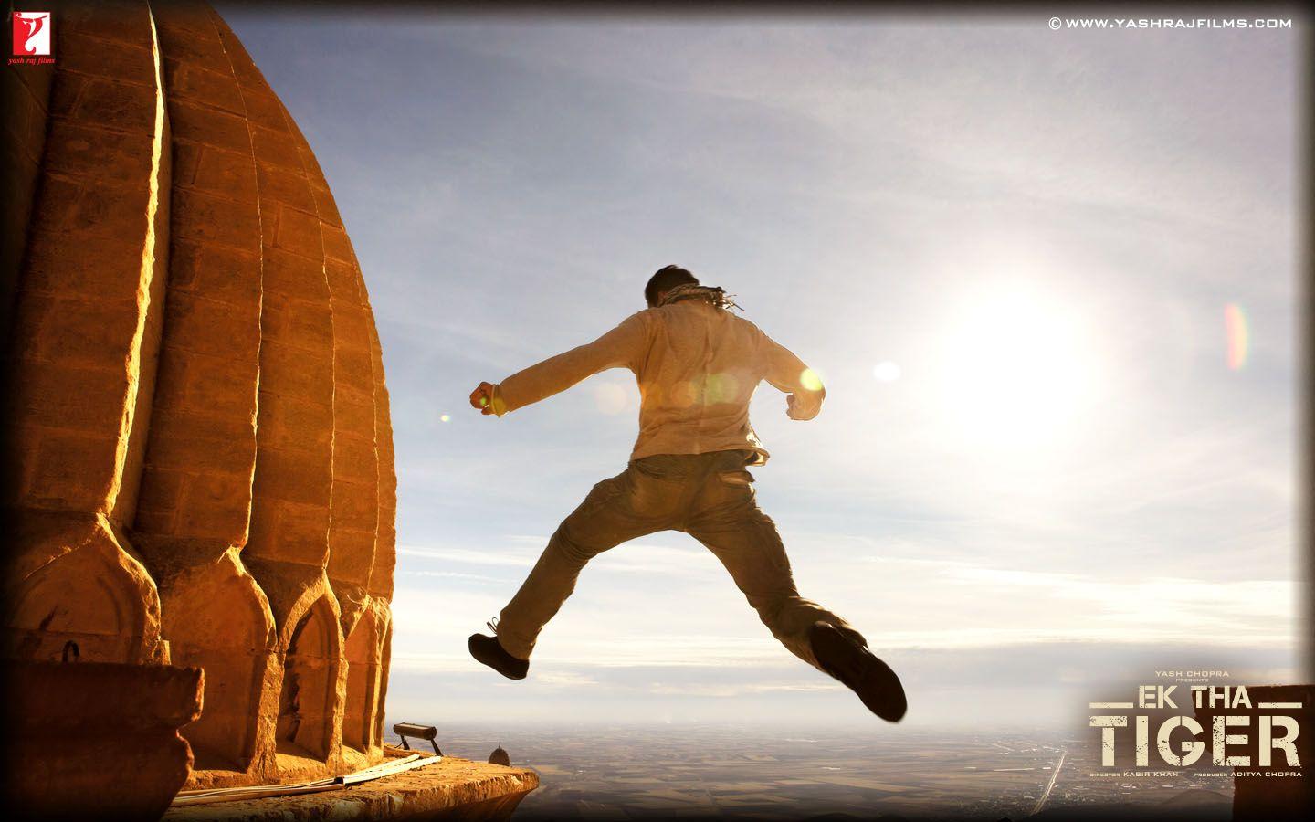 1440x900 Ek Tha Tiger Review