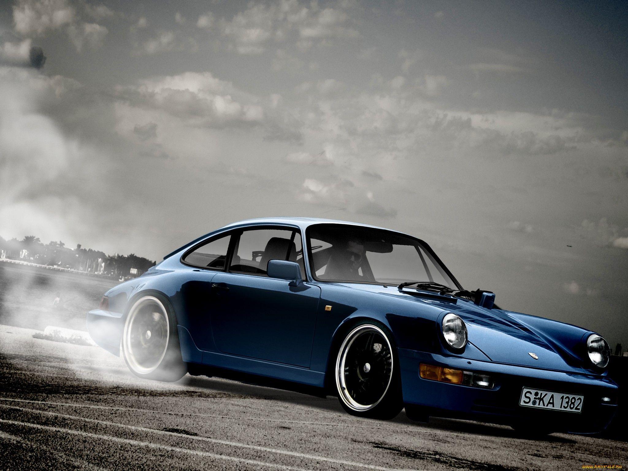 2048x1536 Porsche 911 (964) Wallpaper