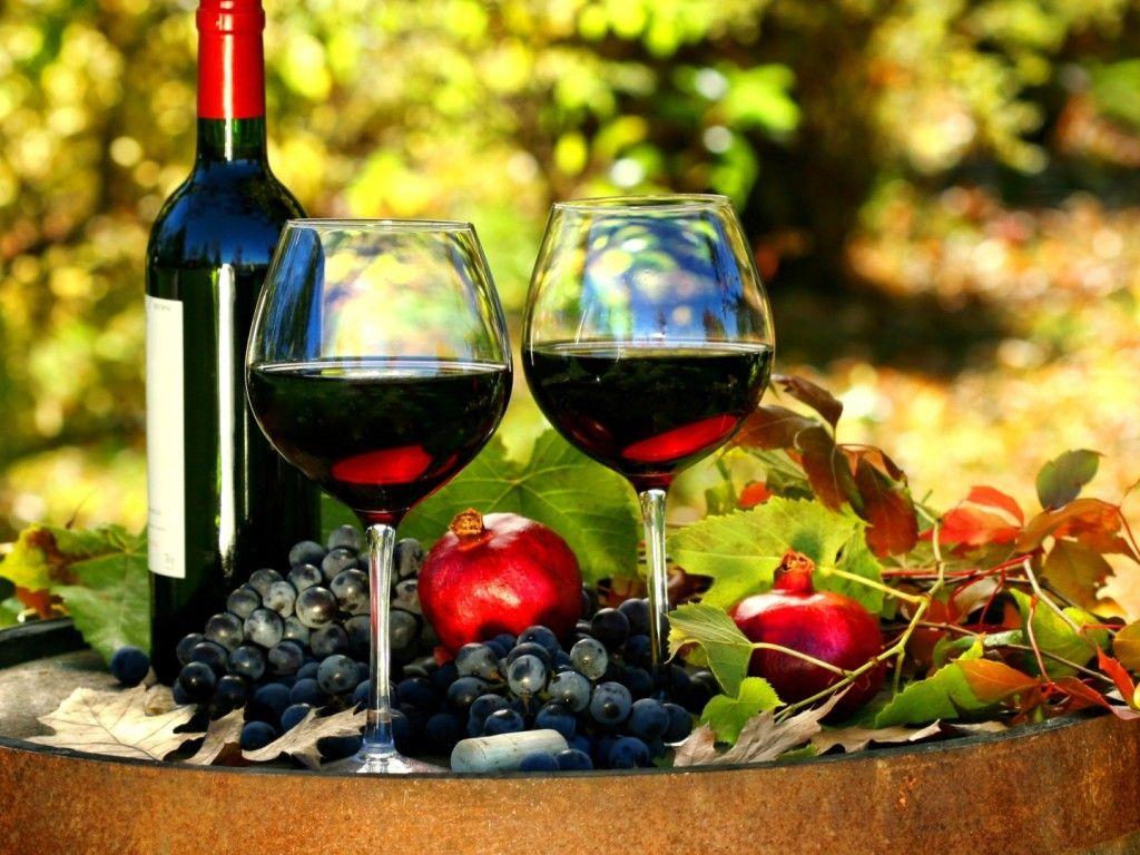 1024x768 Red Grapes Wine HD Wallpaper