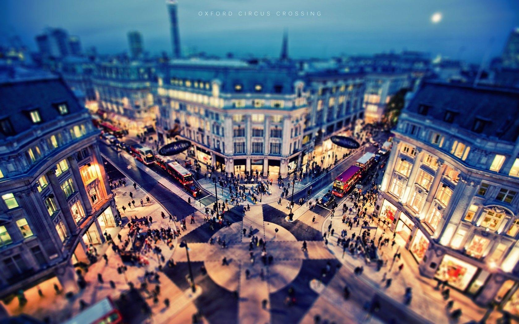 1680x1050 Cityscapes, England, Architecture, London, Crowd, Bokeh, Tilt Shift, Courtyard, Evening, Westminster Abbey, Ed McGowan Wallpaper