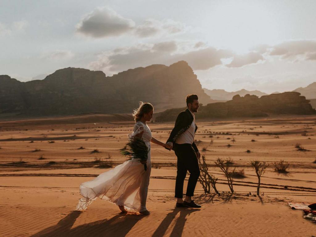 1024x768 This Vow Renewal in the Wadi Rum Desert Will Inspire You to Plan One ASAP