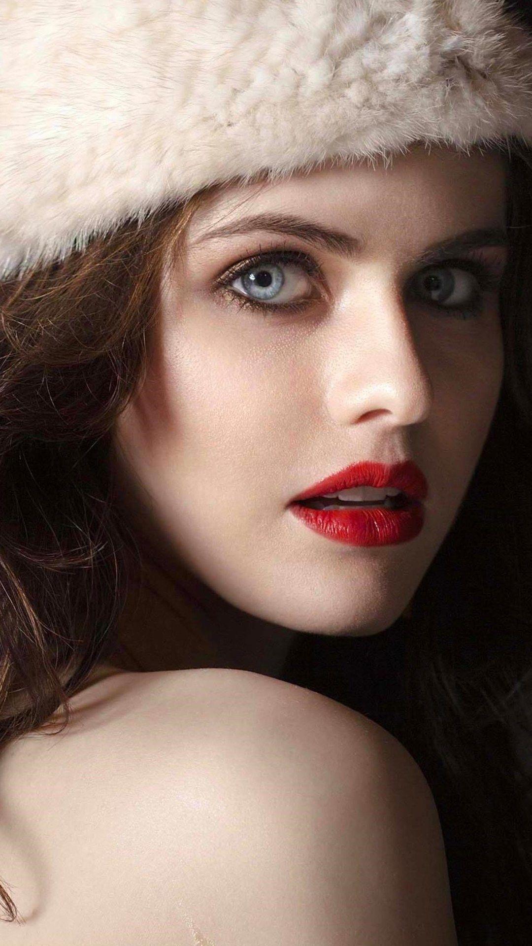 1080x1920 Alexandra Daddario HD Wallpaper Wallpaper & Background Download