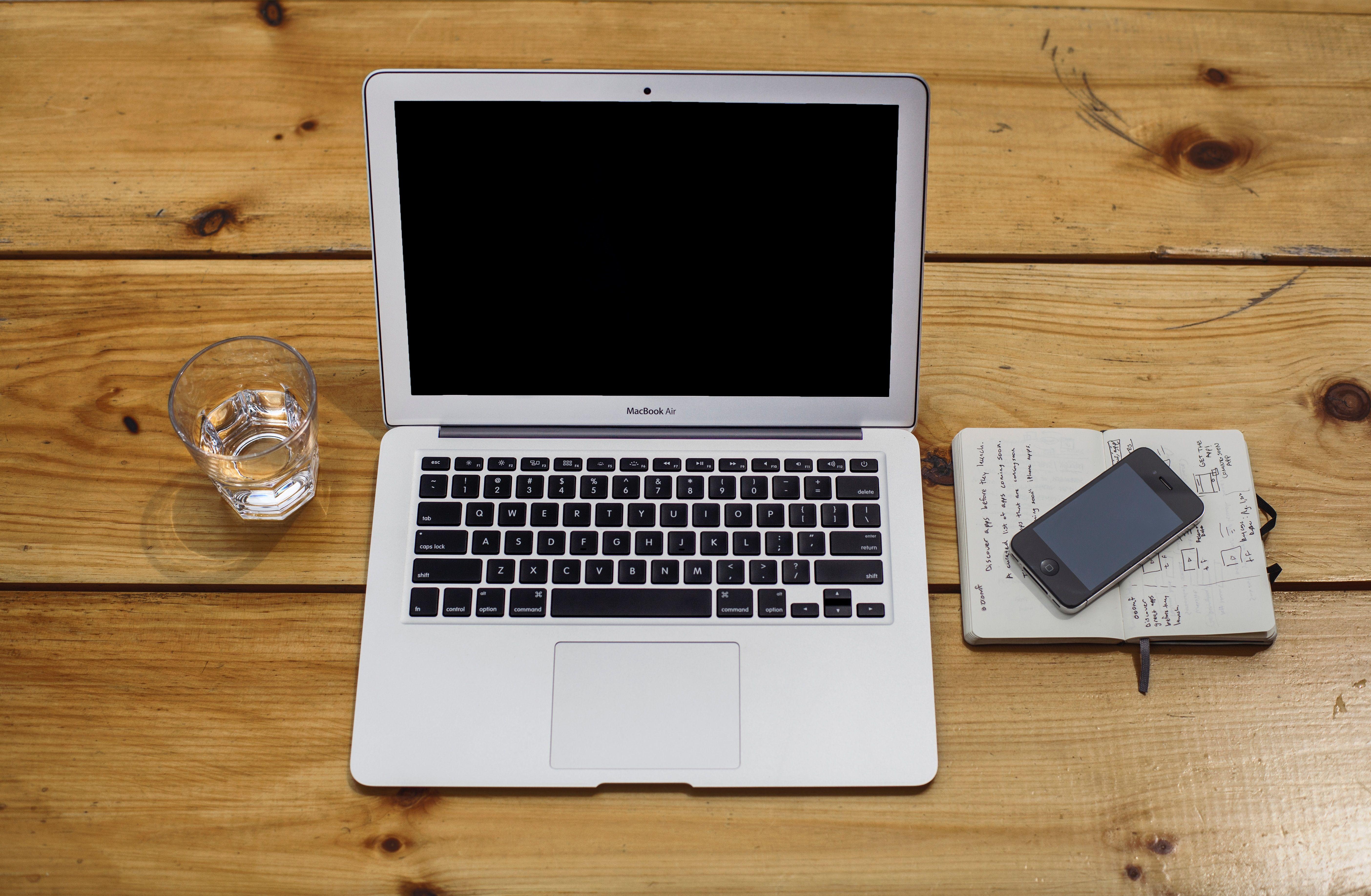 5616x3672 Corporate Picture. Download Free Image