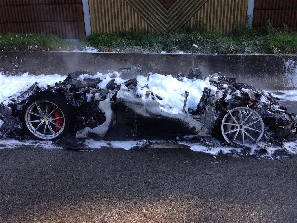 1024x768 Rare Ferrari F12tdf Destroyed By Fire On German Autobahn