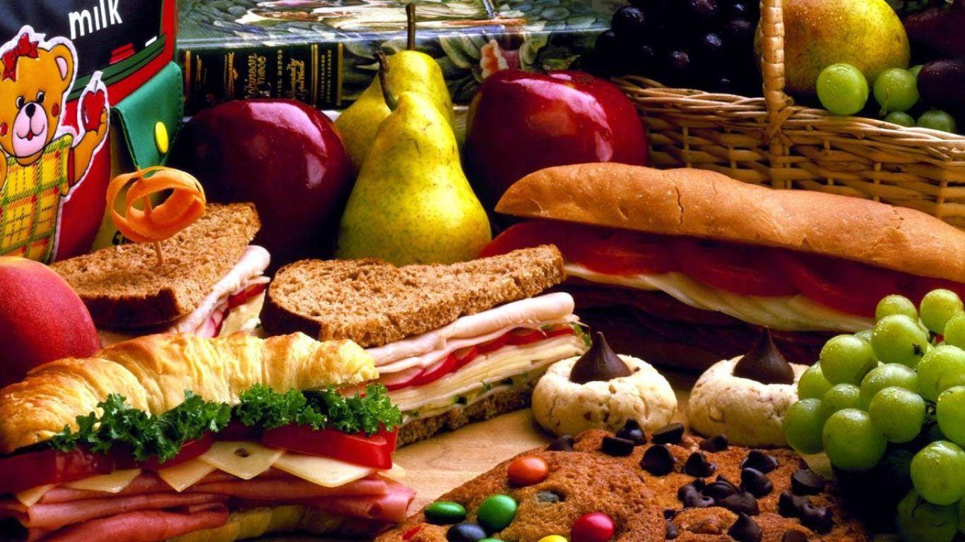 1366x768 Junk Food HD Wallpaper 1366x768