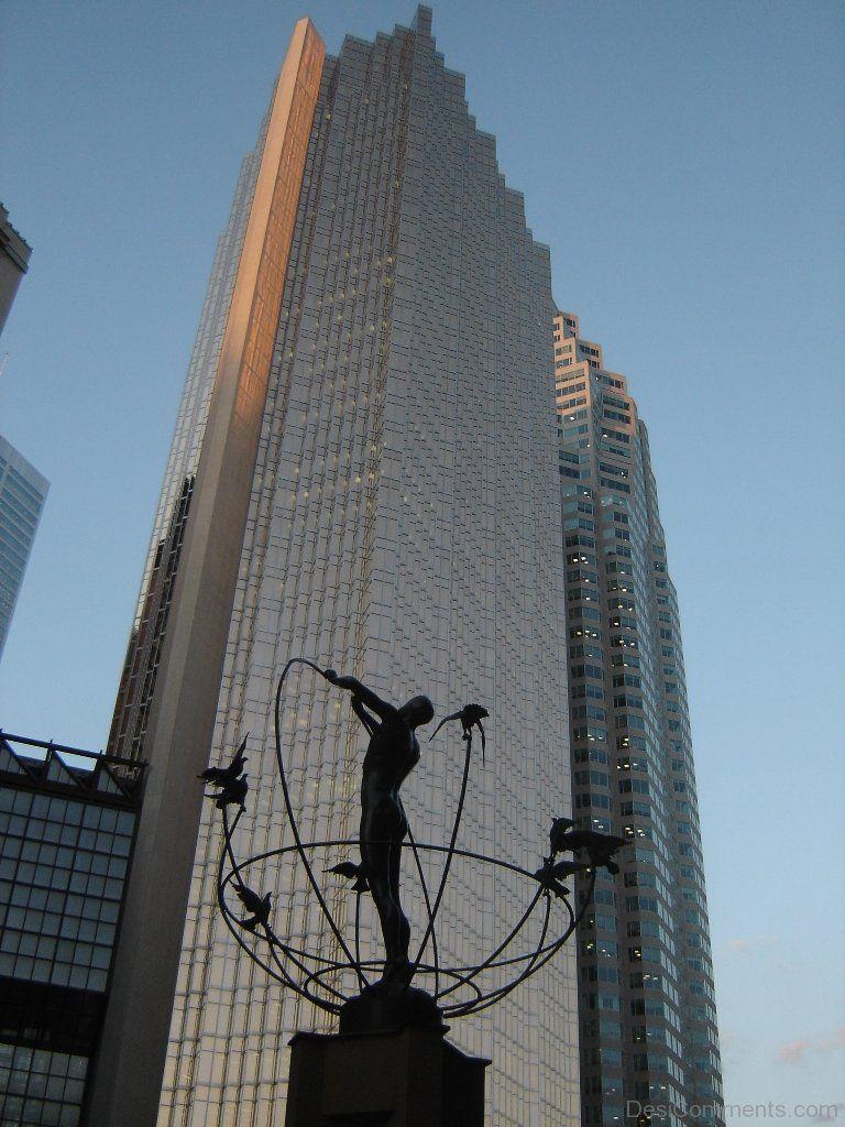 768x1024 Royal Bank Plaza South