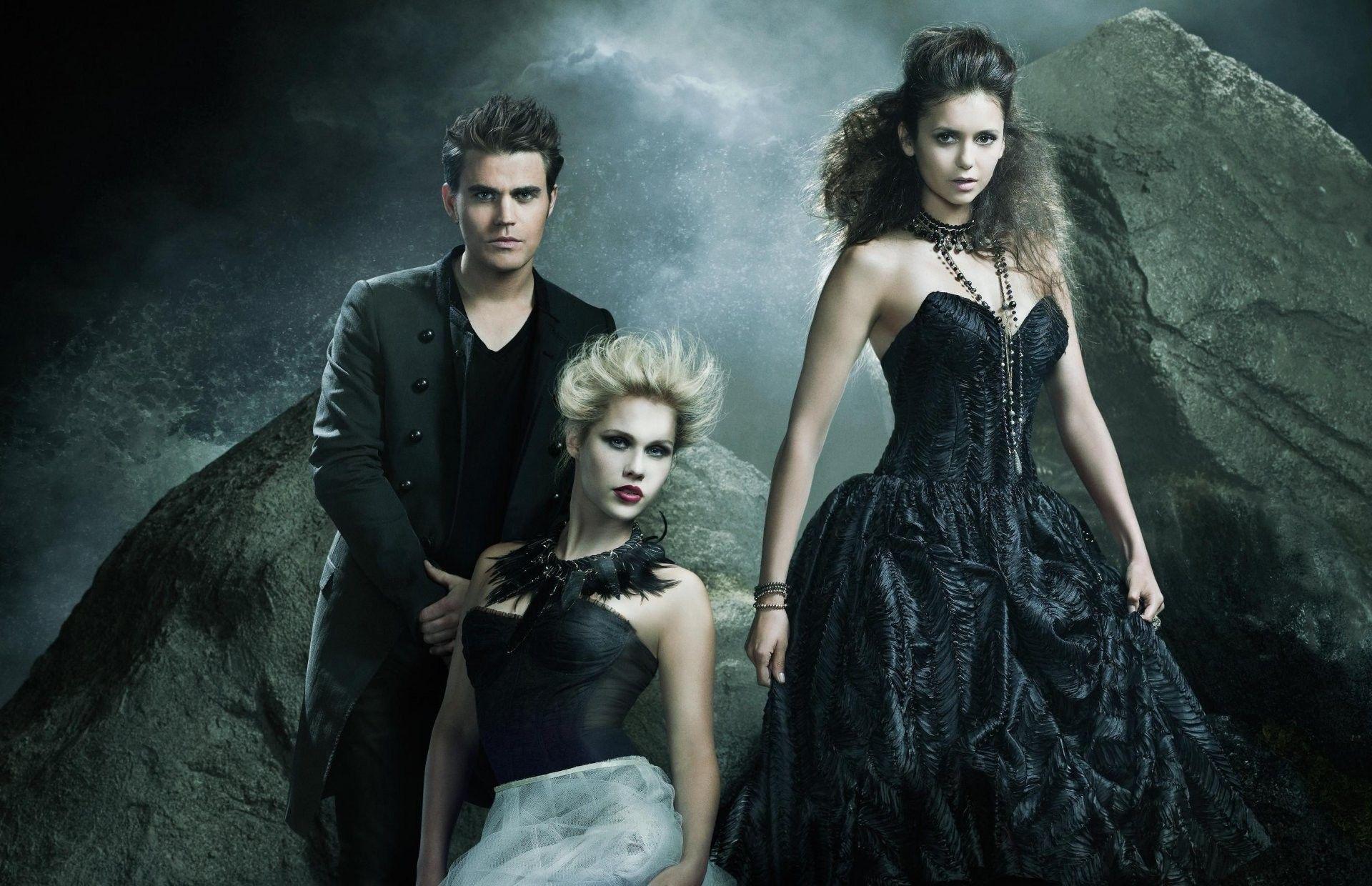 1920x1240 Paul Wesley Vampire Diaries Wallpaper