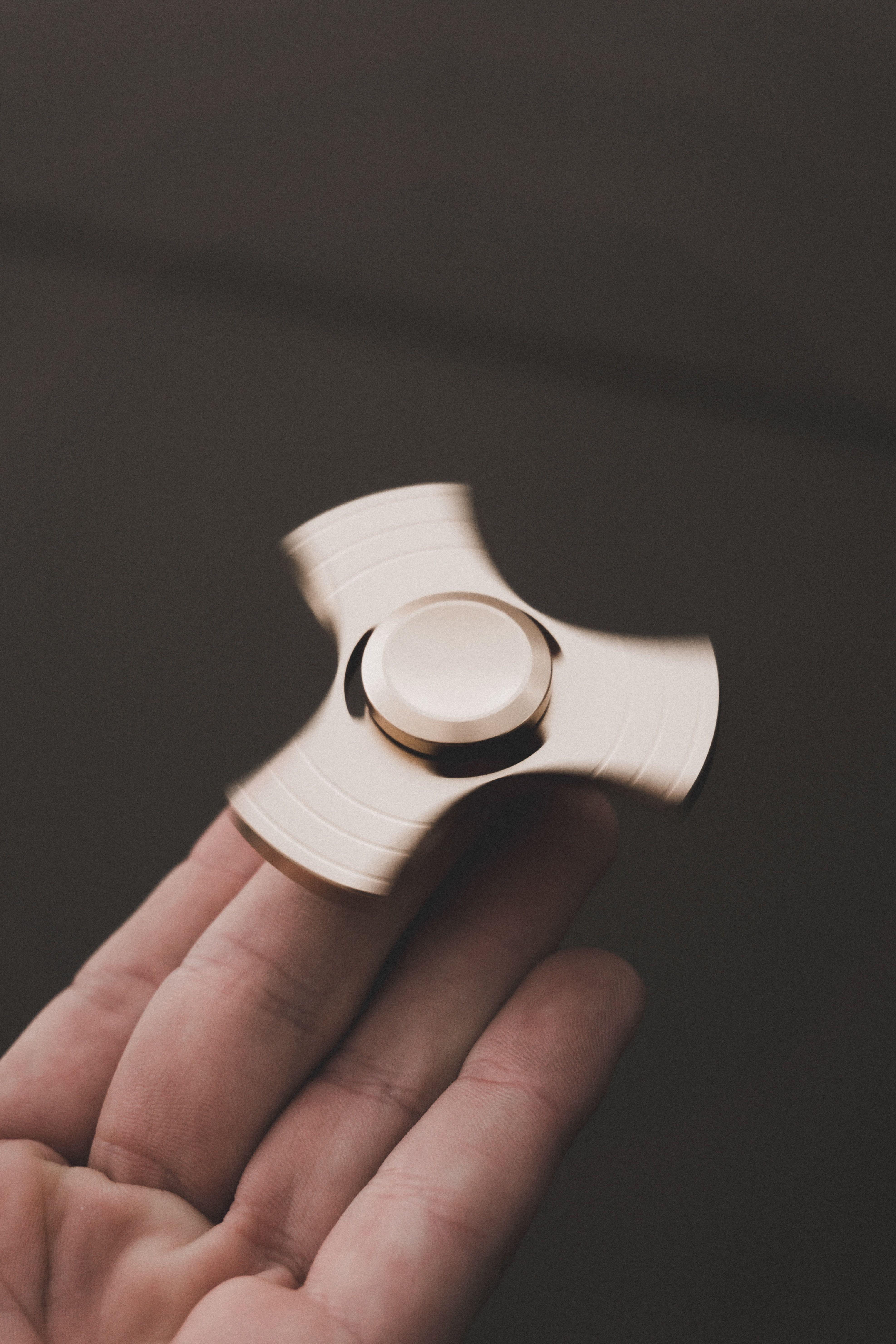 3948x5922 Fidget Spinner Picture. Download Free Image