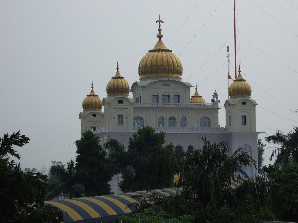 1024x768 Fatehgarh Sahib (Sirhind). This is Gurdwara Fatehgarh Sahib