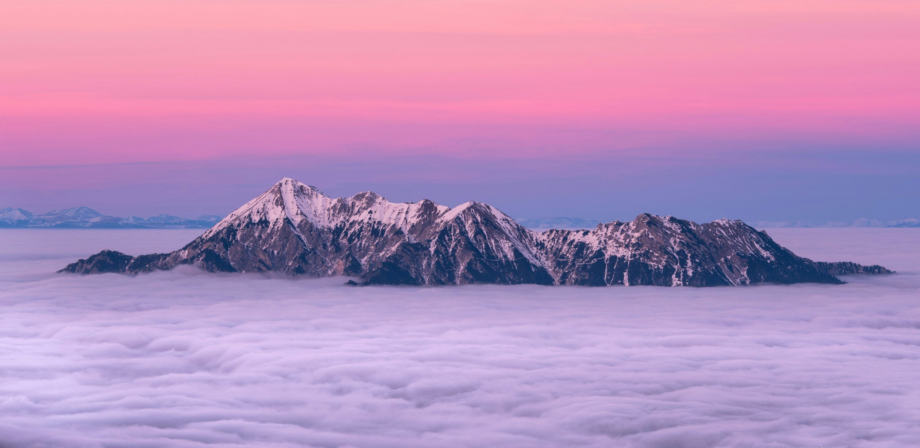 3000x1462 Dual Screen Wallpaper: Free HD Download [4K]