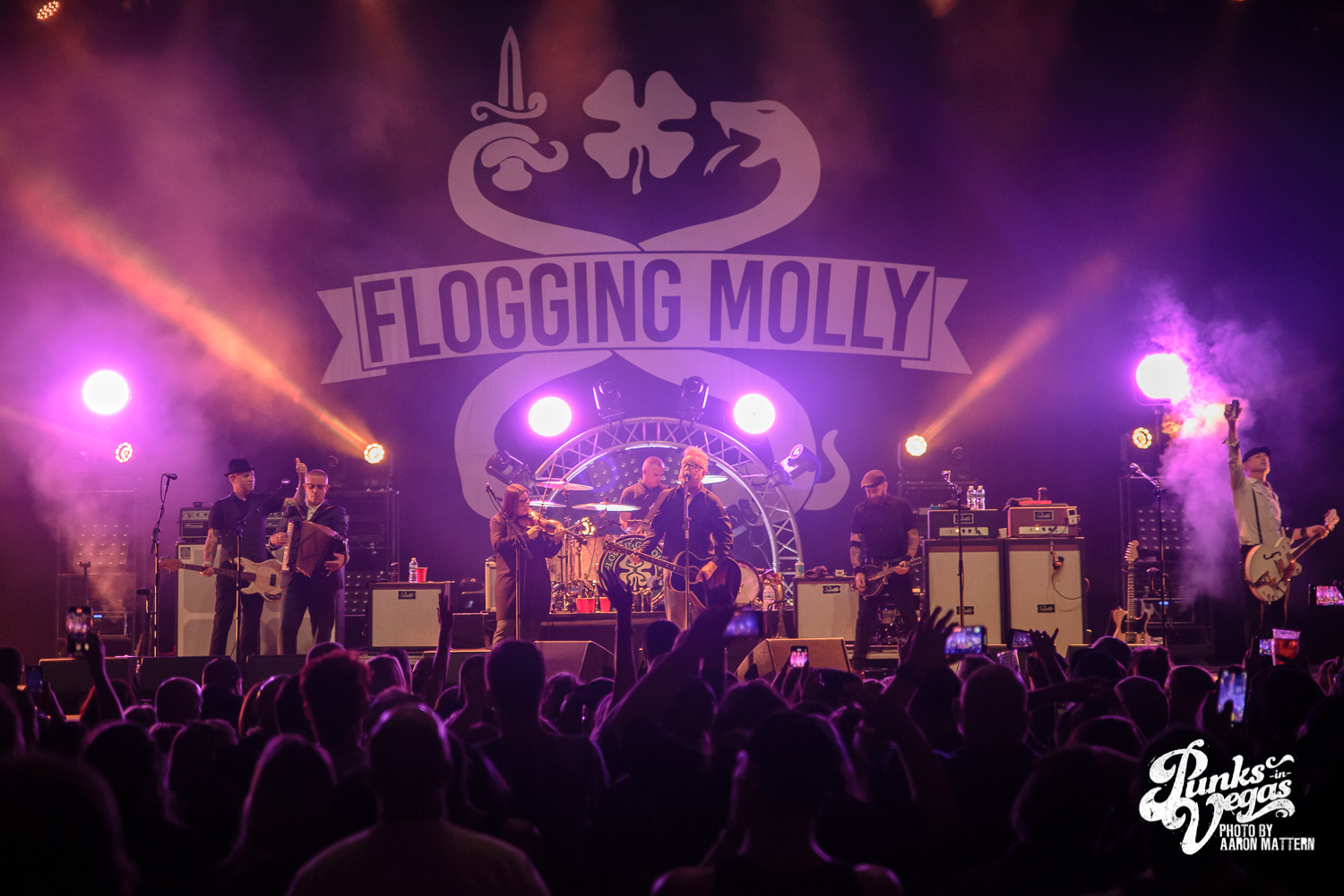 1500x1001 Punks in Vegas. Image: Flogging Molly, Violent Femmes, Me First and the Gimme Gimmes, THICK, October 2021 The Theater at Virgin in Vegas