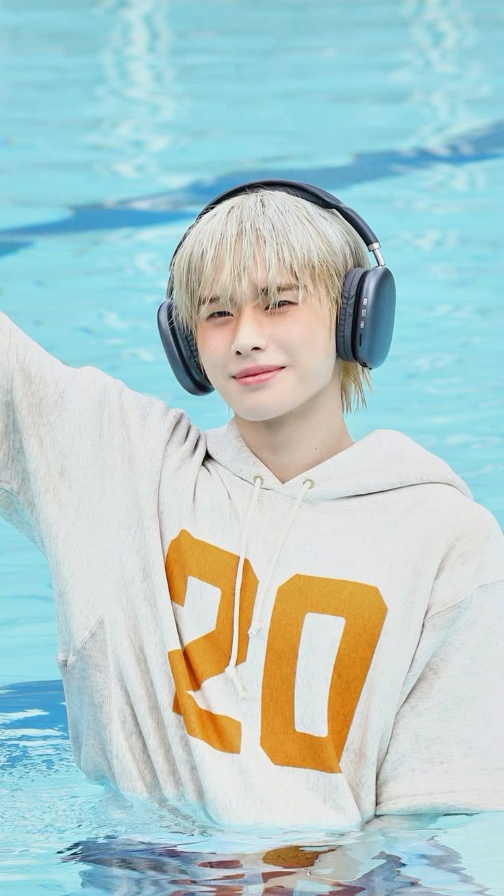 736x1308 kyungmin tws wallpaper