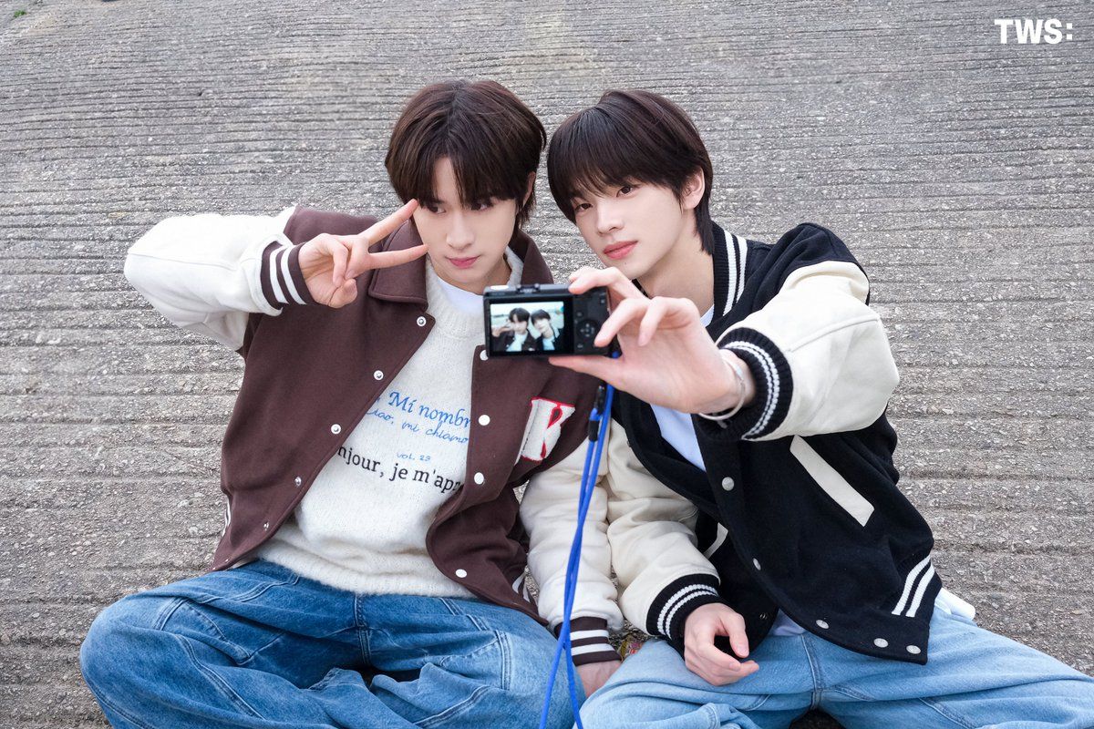 1200x800 TWS (투어스) 신유&경민 '24 7