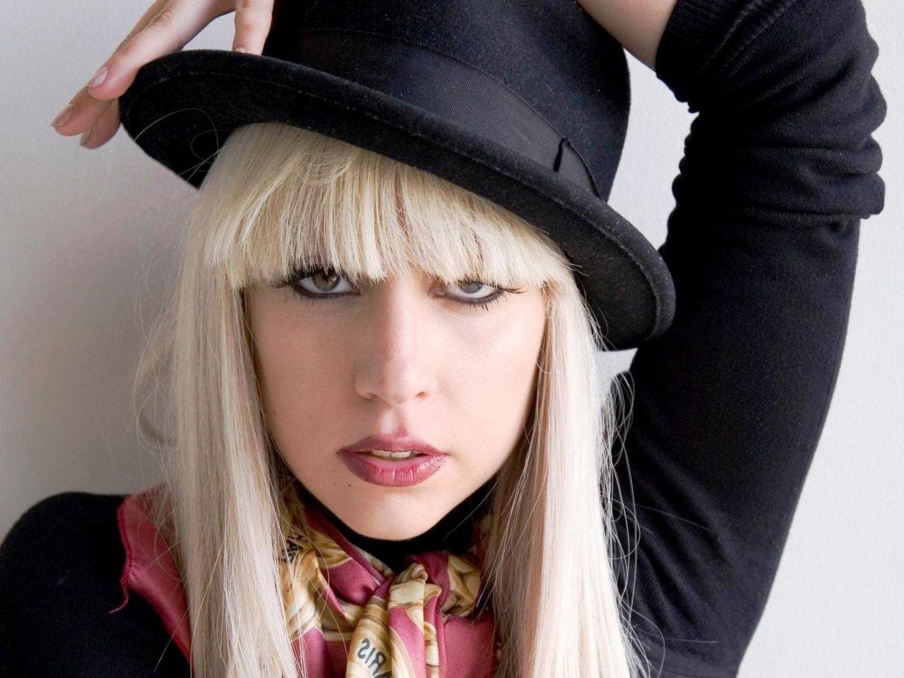 1280x960 Lady Gaga Blonde wallpaper. Lady Gaga Blonde