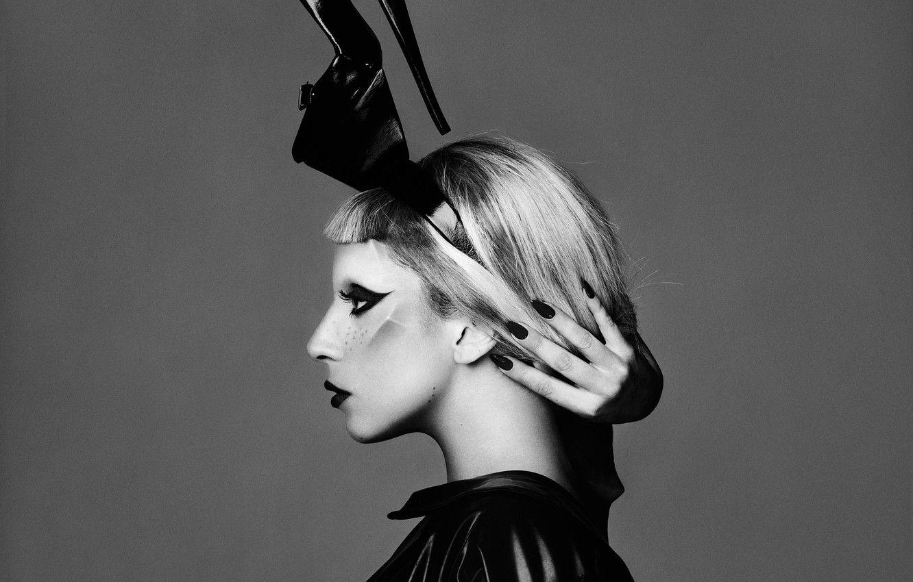 1332x850 Wallpaper singer, Shoe, Lady Gaga, Lady gaga image for desktop, section музыка