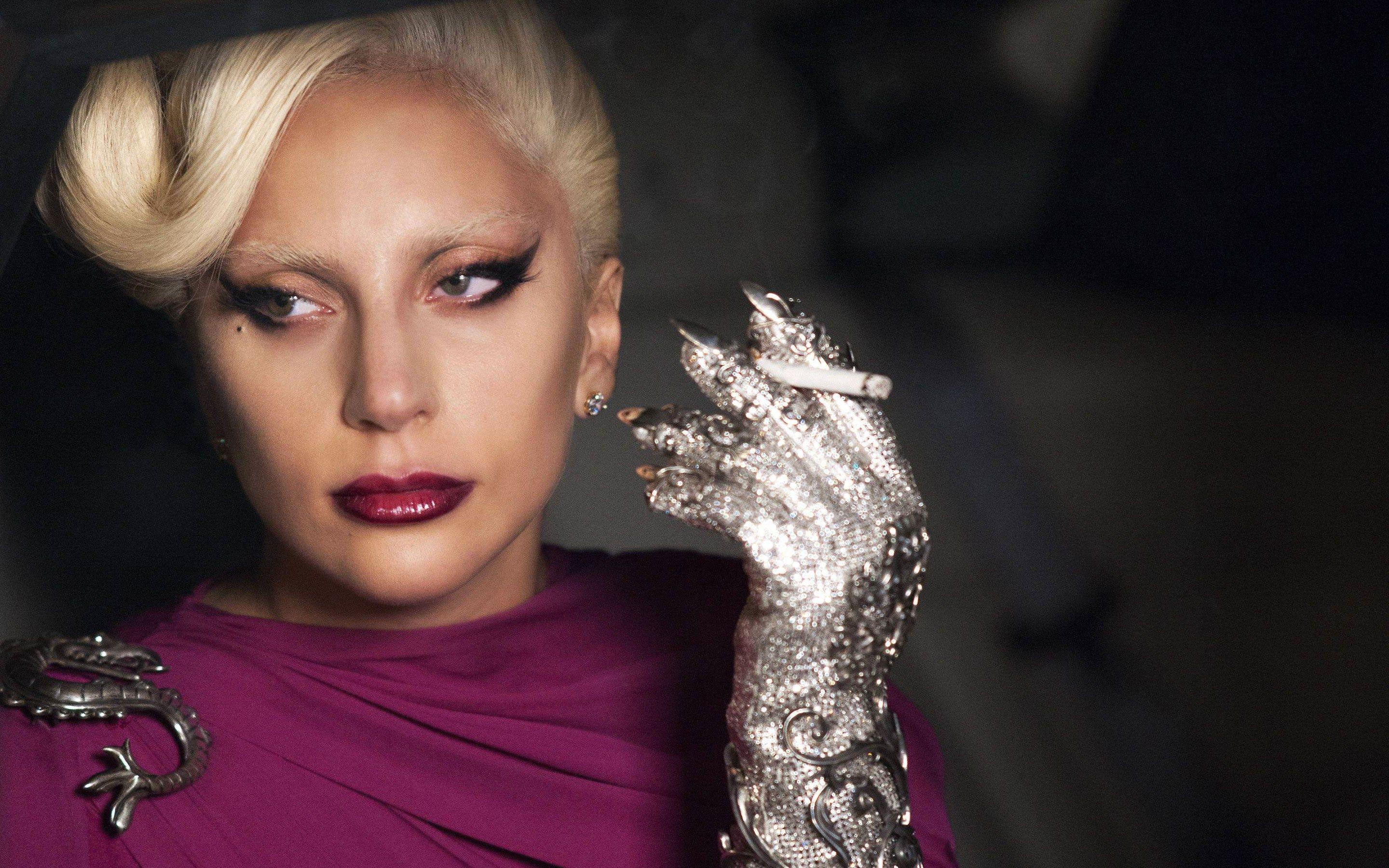 2880x1800 The Countess