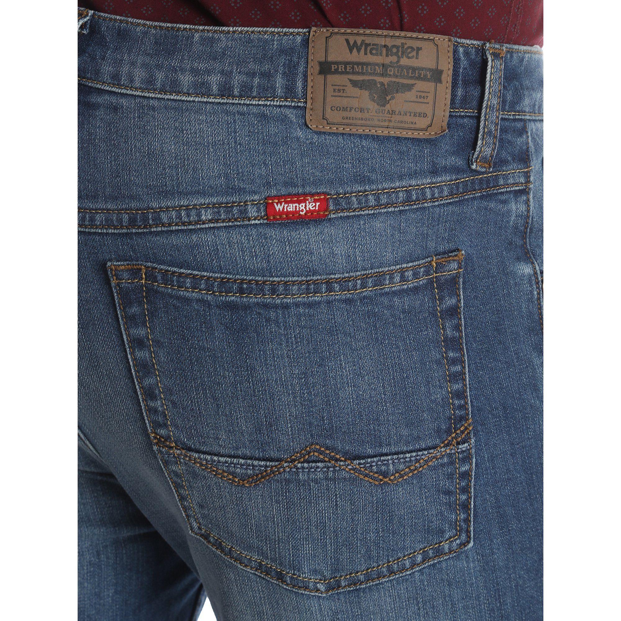 2000x2000 Wrangler Men's Slim Straight