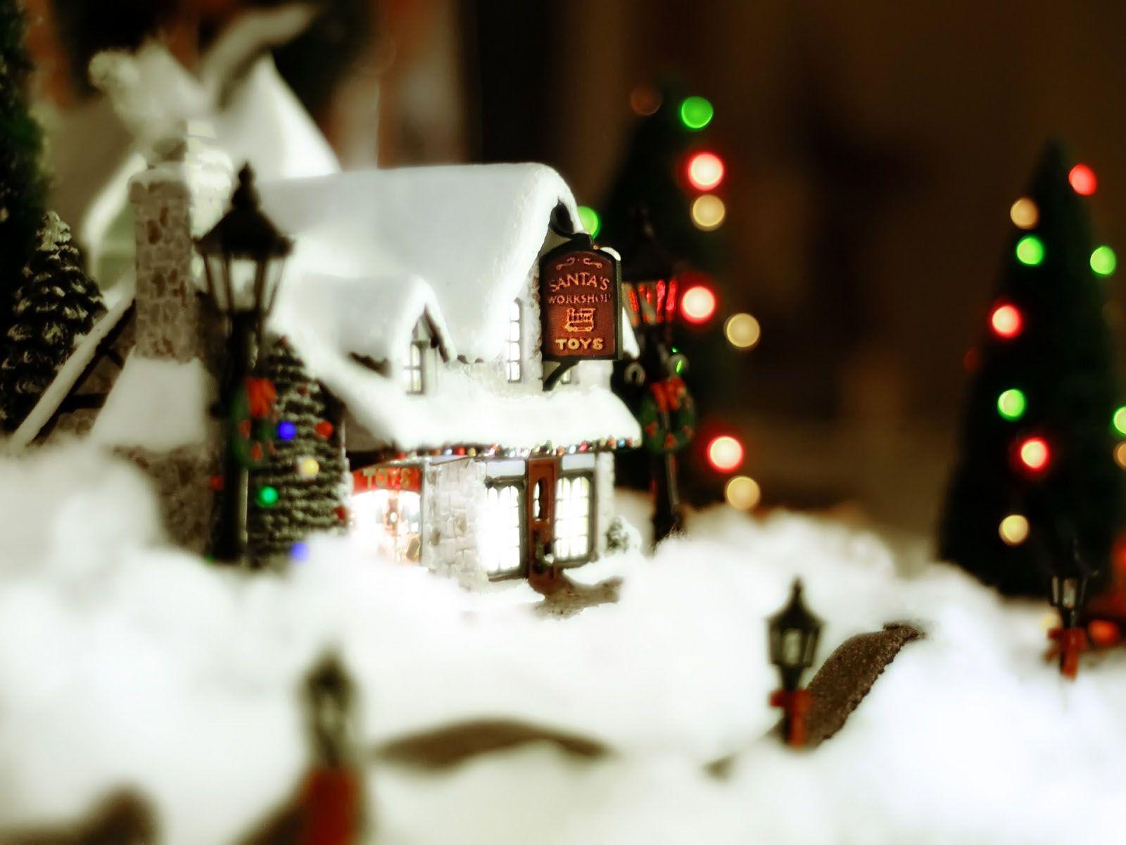 1600x1200 Christmas Toys Wallpaper