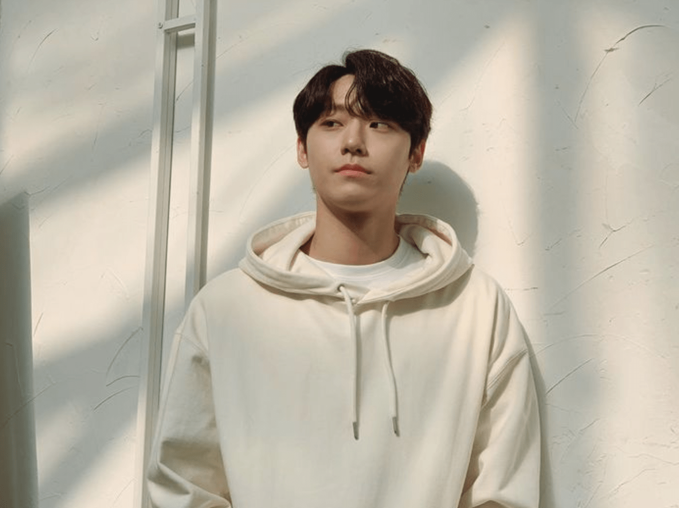 1336x1000 Hotel Del Luna” Lee Do Hyun Opens Up About His Difficult Family Circumstances