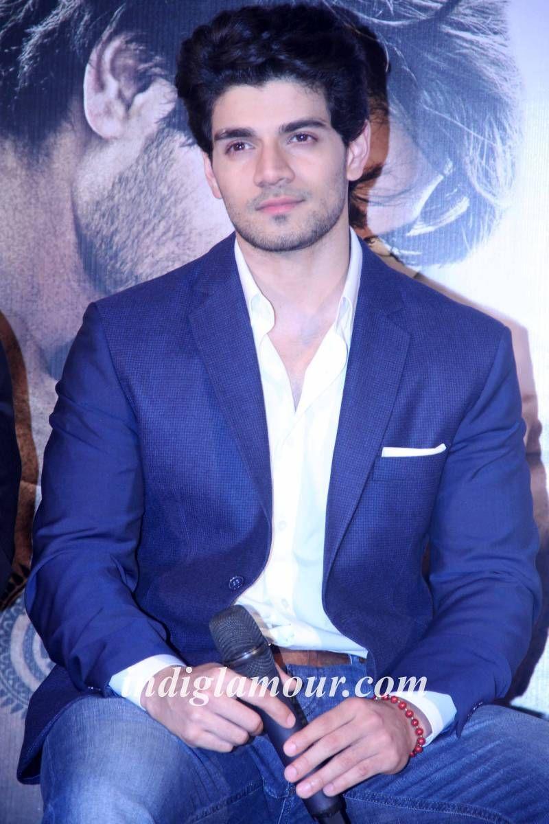 Sooraj Pancholi Wallpapers - Top Free Sooraj Pancholi Backgrounds ...