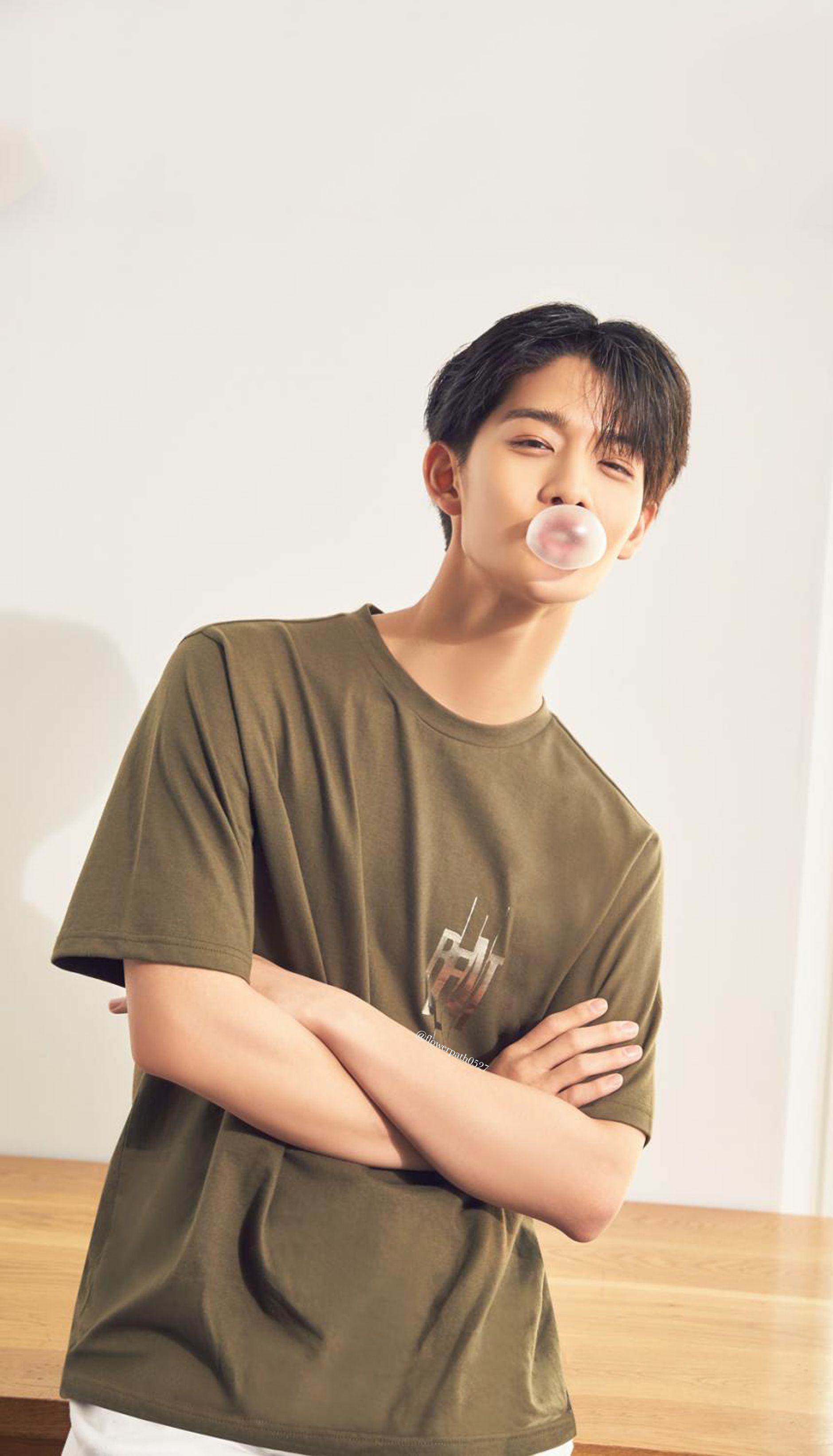 1879x3284 Wanna One Bae Jinyoung X Ce& Magazine Wallpaper. Jinyoung, Bae, Bae jinyoung produce 101
