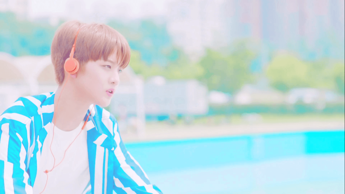 1366x768 Bae Jin Young Wallpaper