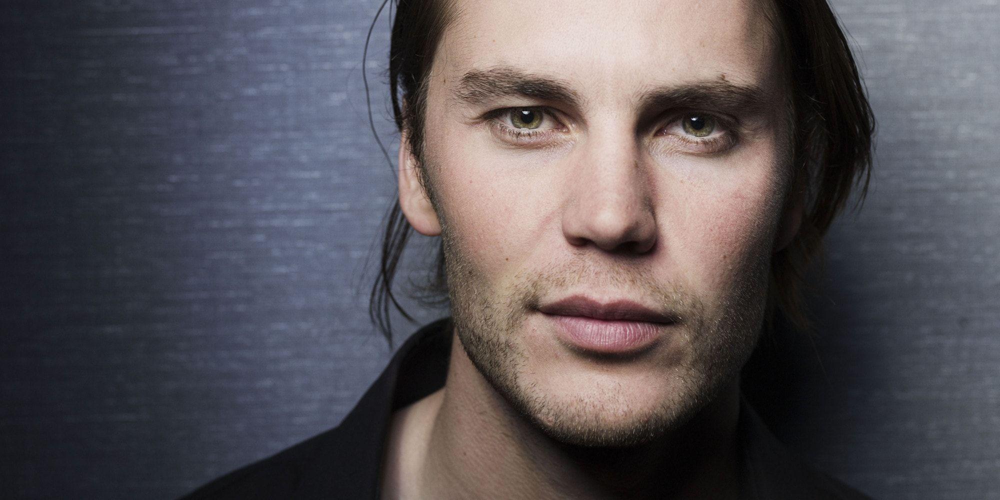 2000x1000 Taylor Kitsch HD