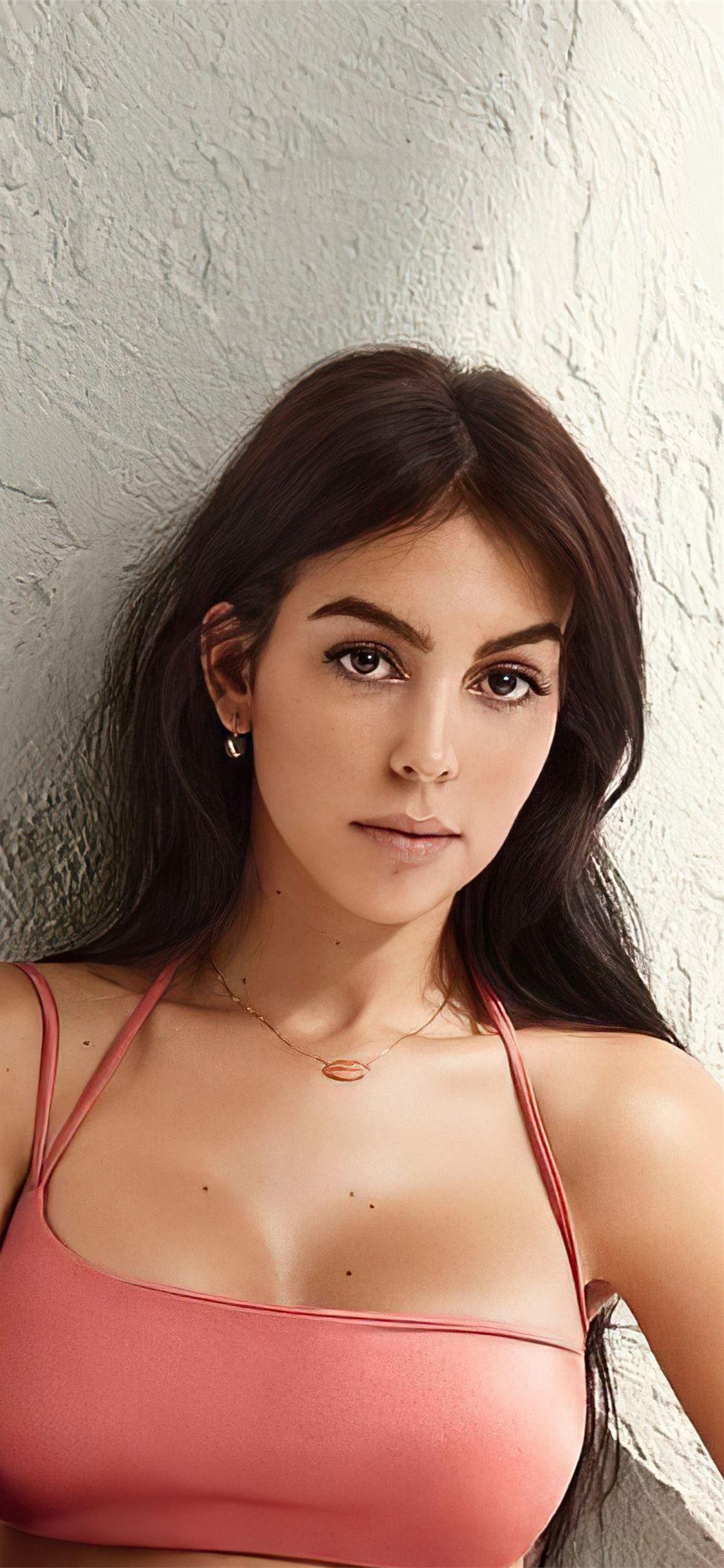 1125x2436 georgina rodriguez 2020 iPhone X Wallpaper Free Download