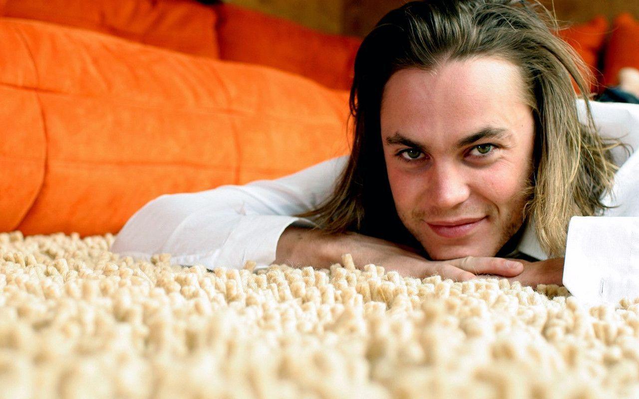 1280x800 Taylor Kitsch Wallpaper