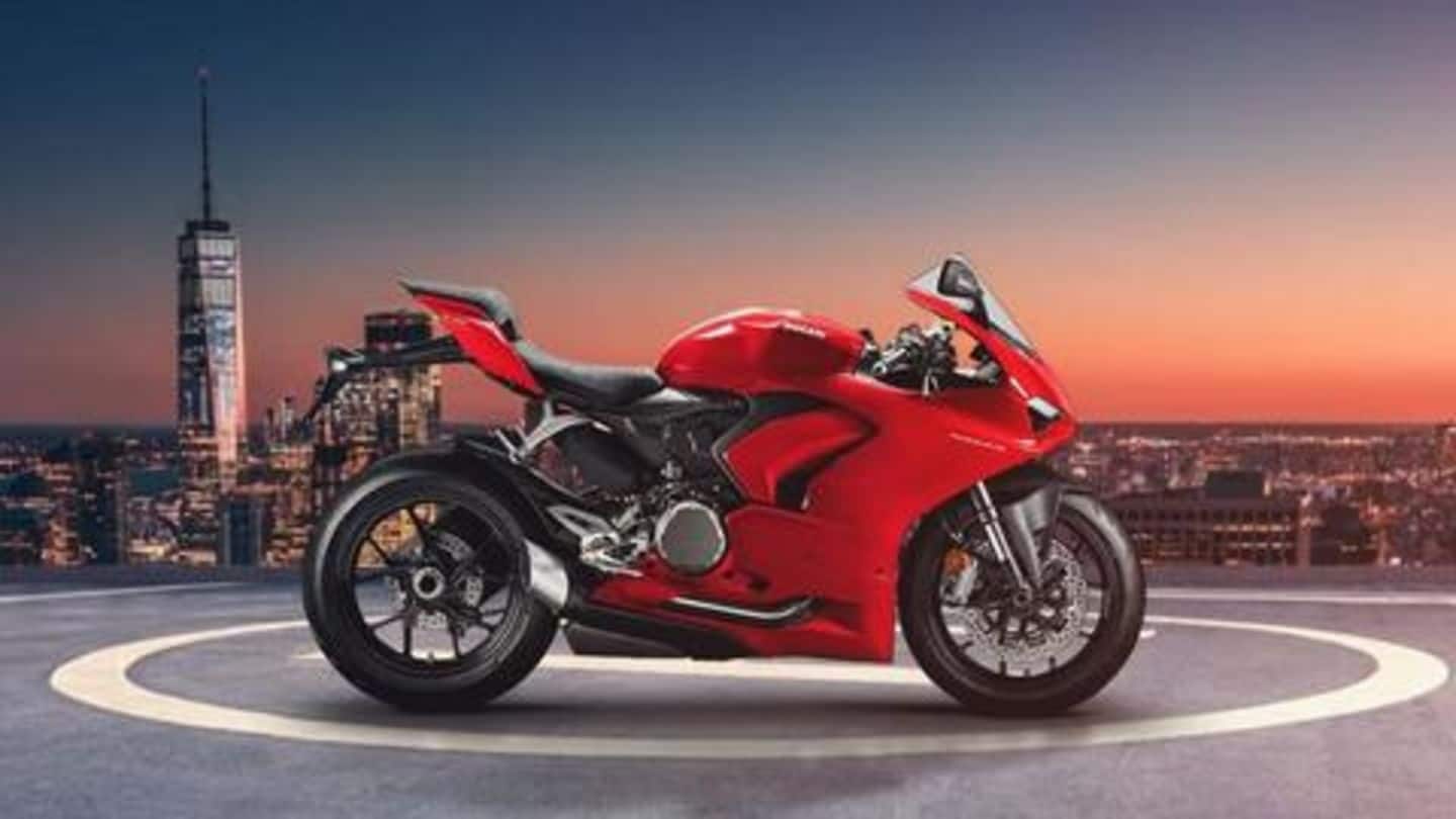 Ducati panigale v2. Ducati Panigale v2 White. Panigale 50. Мотоцикл Дукати Panigale v2 2021. Ducati Bike Price.