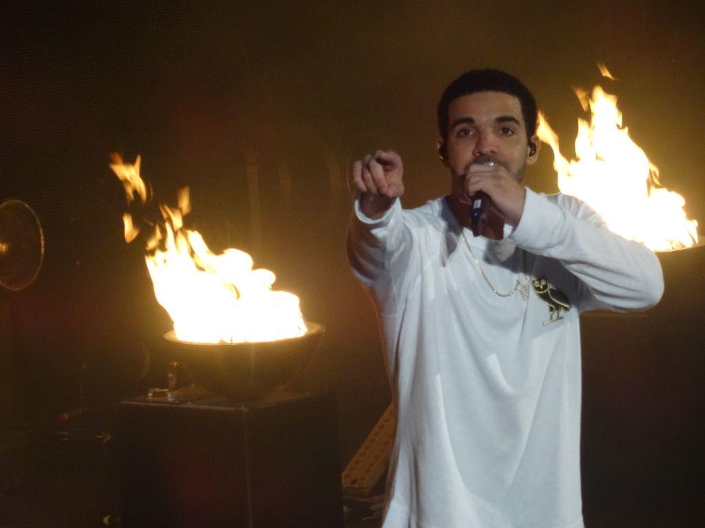 1024x768 Drake vs. Lil Wayne. Red Rocks. 09.10.14. I Listen