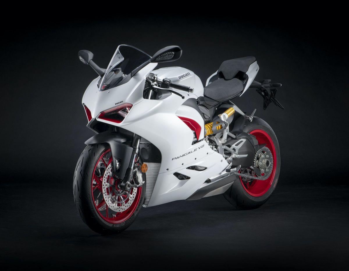 1200x935 Ducati reveals a new White Rosso livery for the Panigale V2