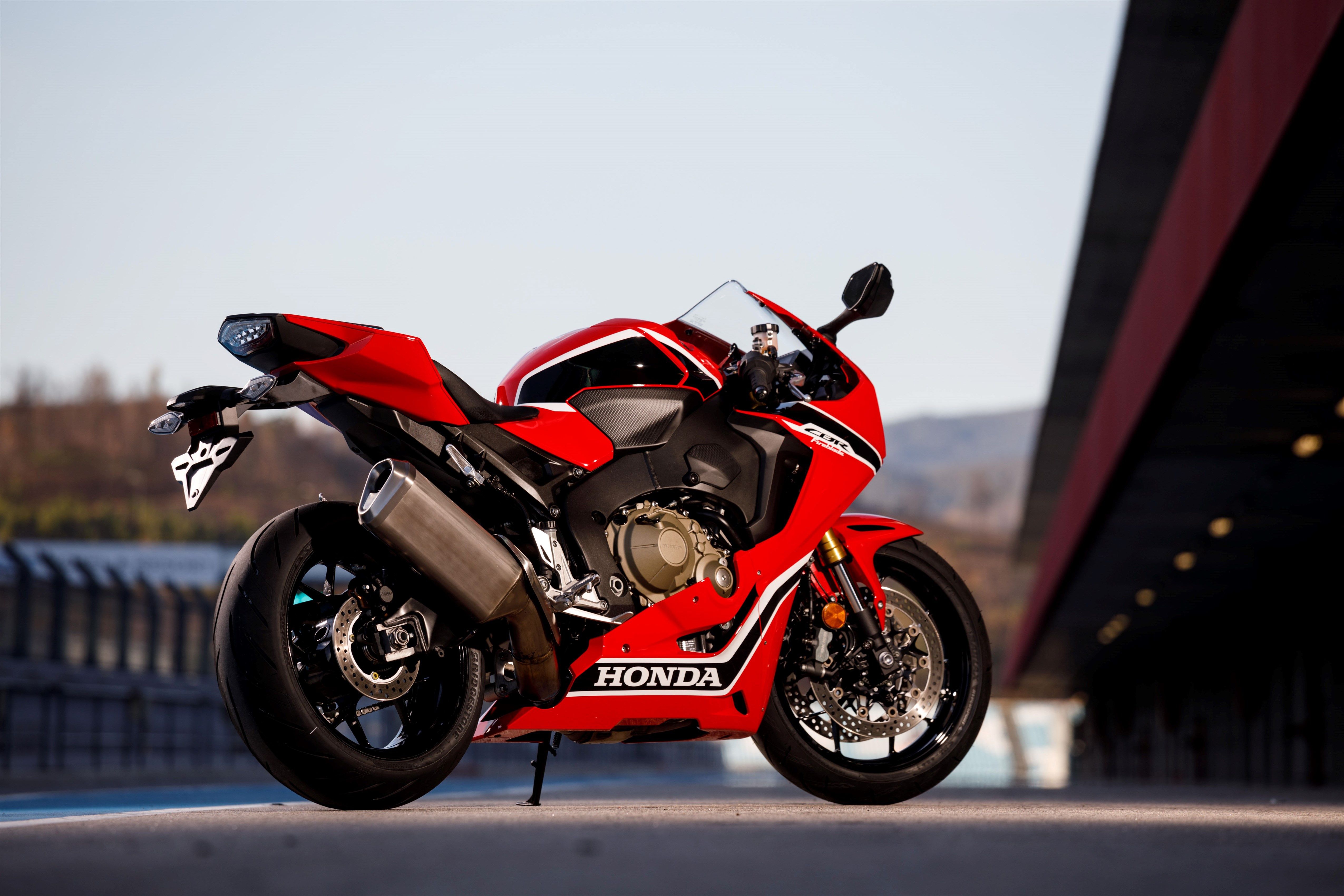 5100x3400 Download Vehicle Honda CBR1000RR 4k Ultra HD Wallpaperx3400