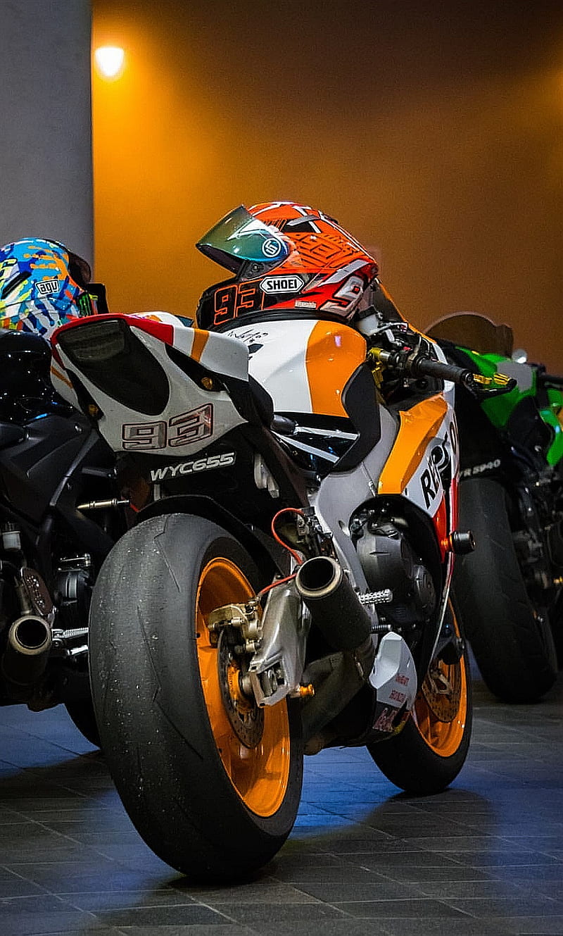 800x1329 HD cbr1000rr wallpaper