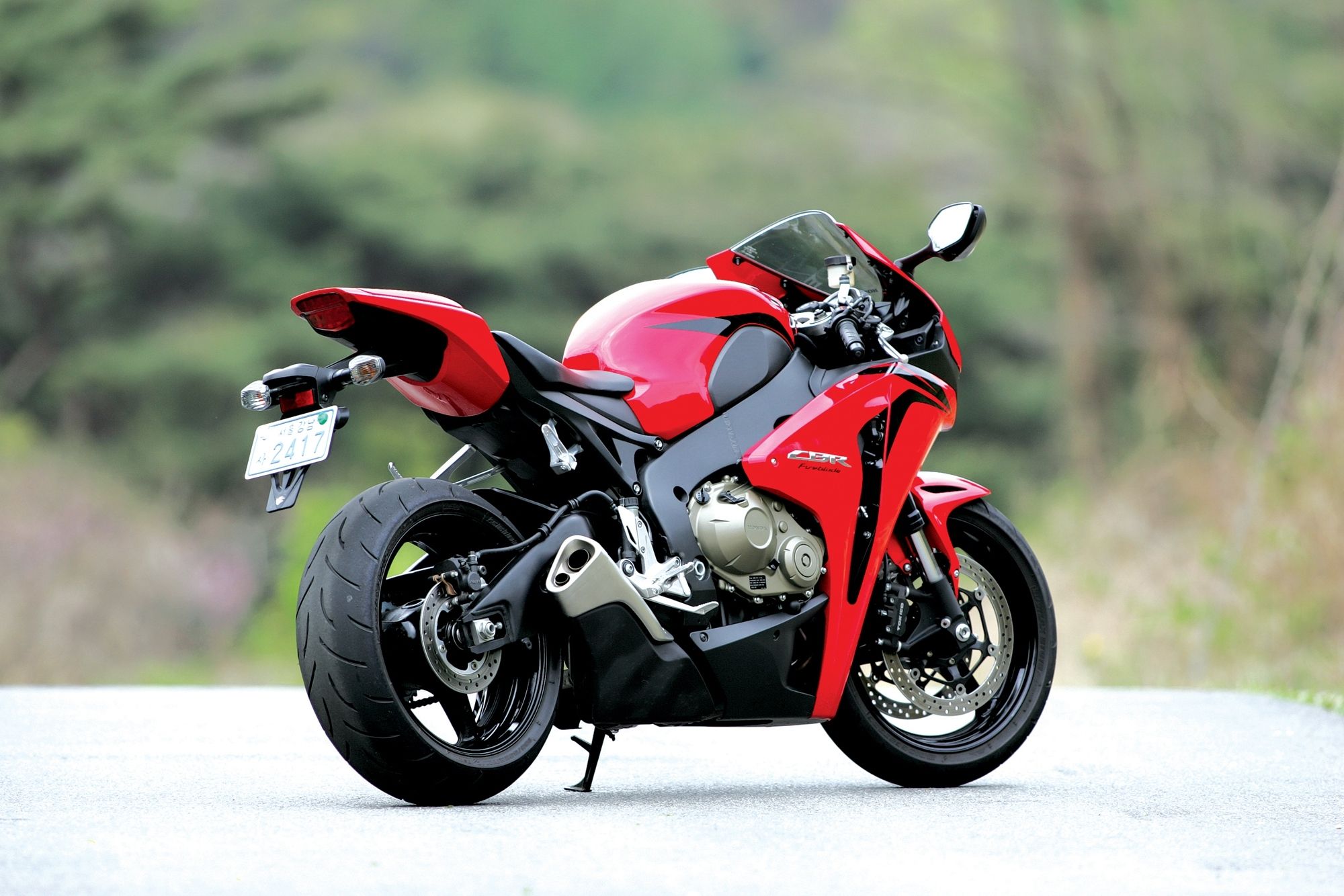 2000x1334 Wallpaper red, Honda, rear view, bike, exhaust pipe, motorcycle, cbr1000rr, Honda for mobile and desktop, section мотоциклы, resolution 2000x1334