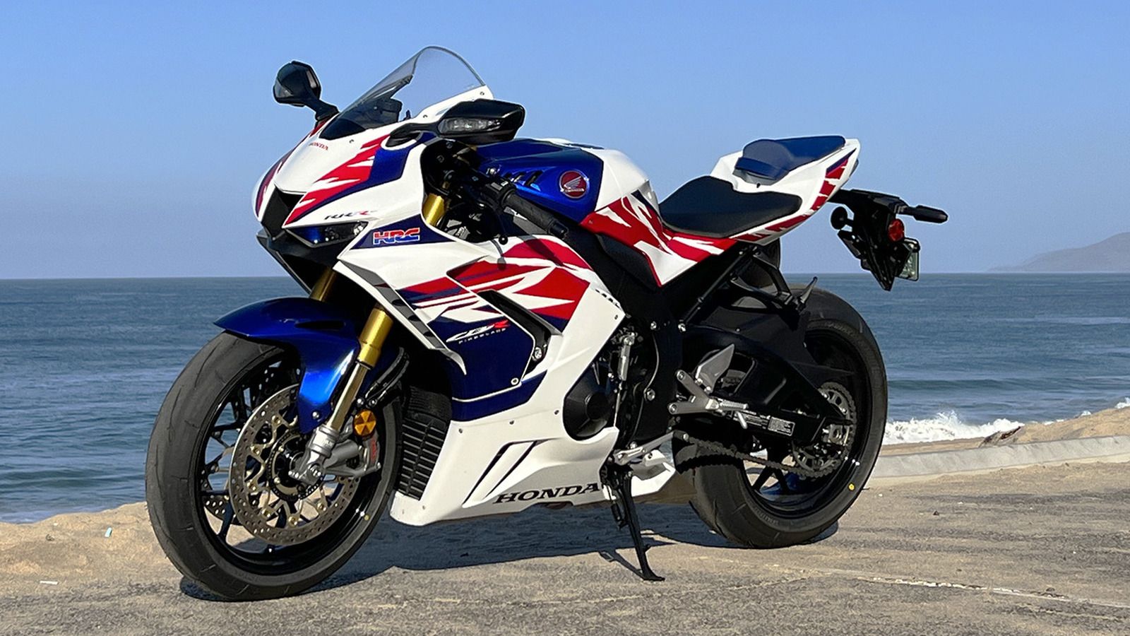 1600x900 Honda CBR1000RR R Fireblade SP Review: Turns Every Road Into A Track