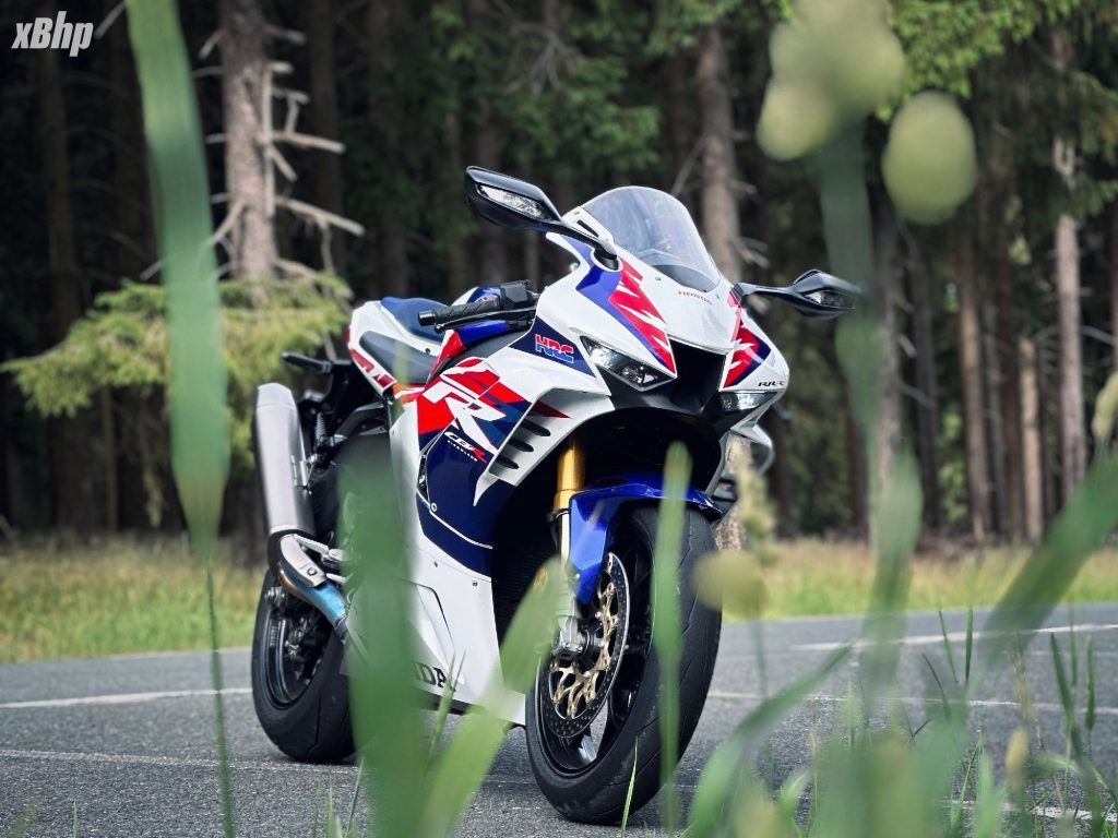 1024x768 Honda CBR1000RR R Fireblade SP