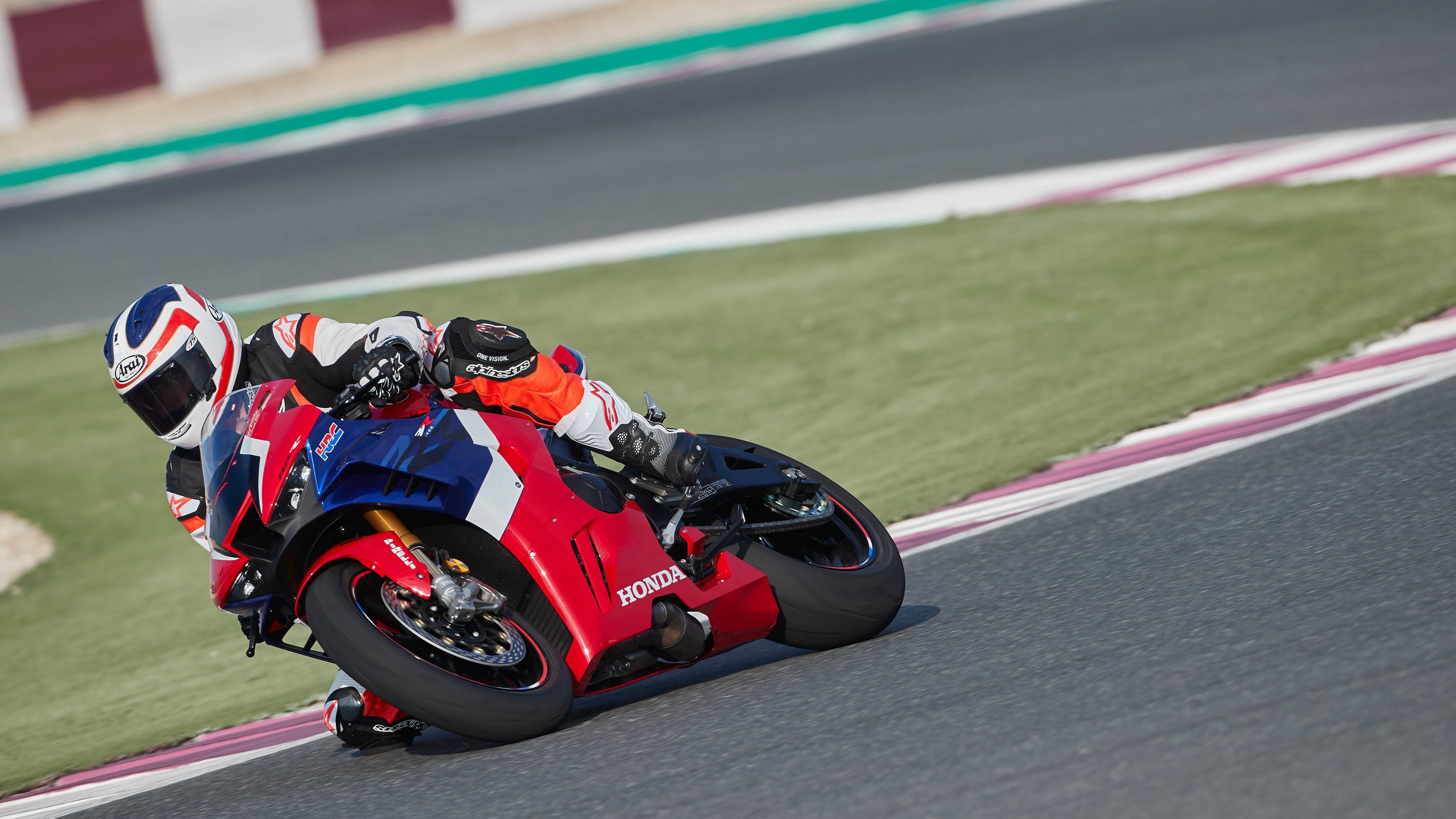 3840x2160 Honda CBR1000RR Wallpaper