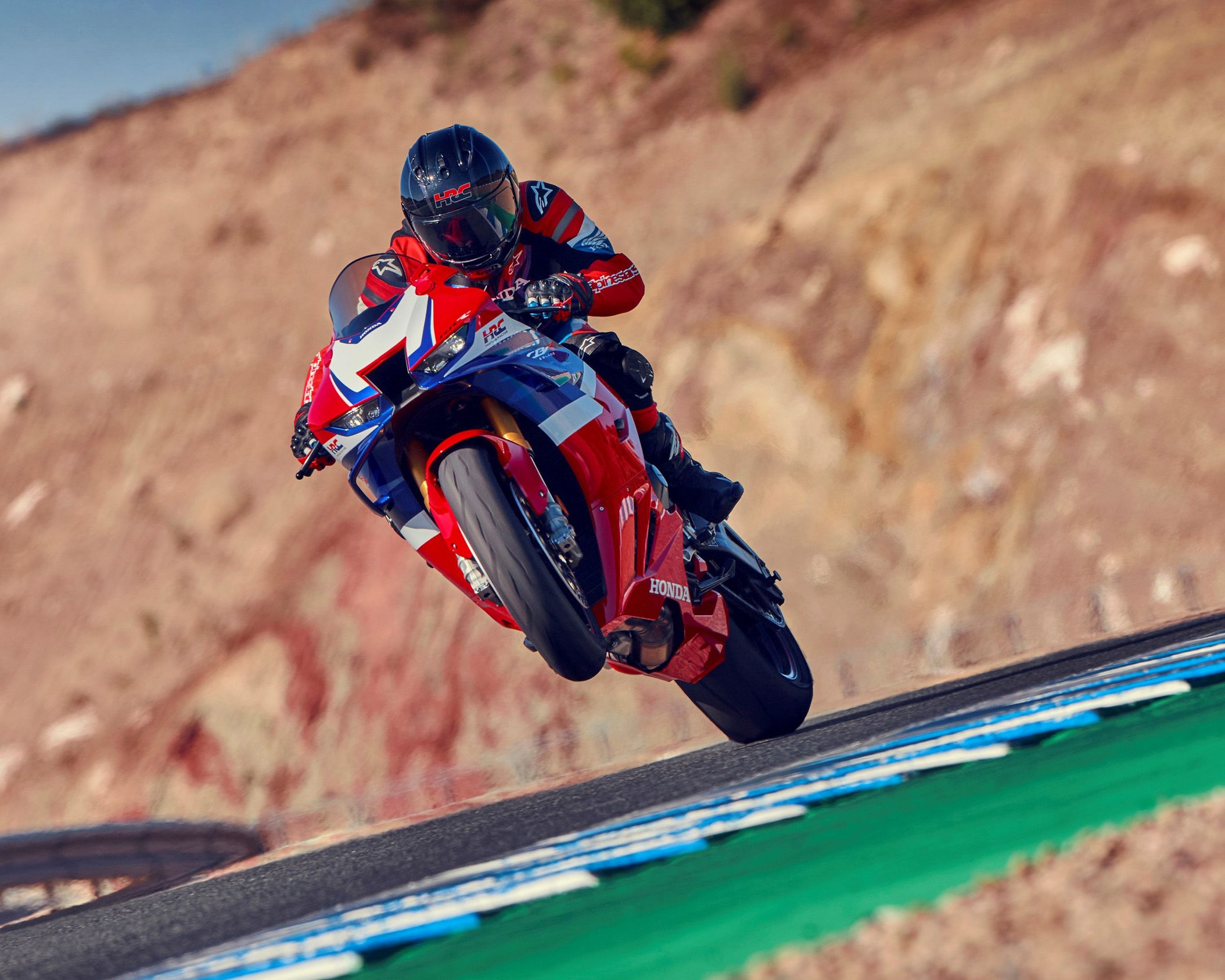 2109x1687 A Closer Look At Honda's New CBR1000RR R Fireblade