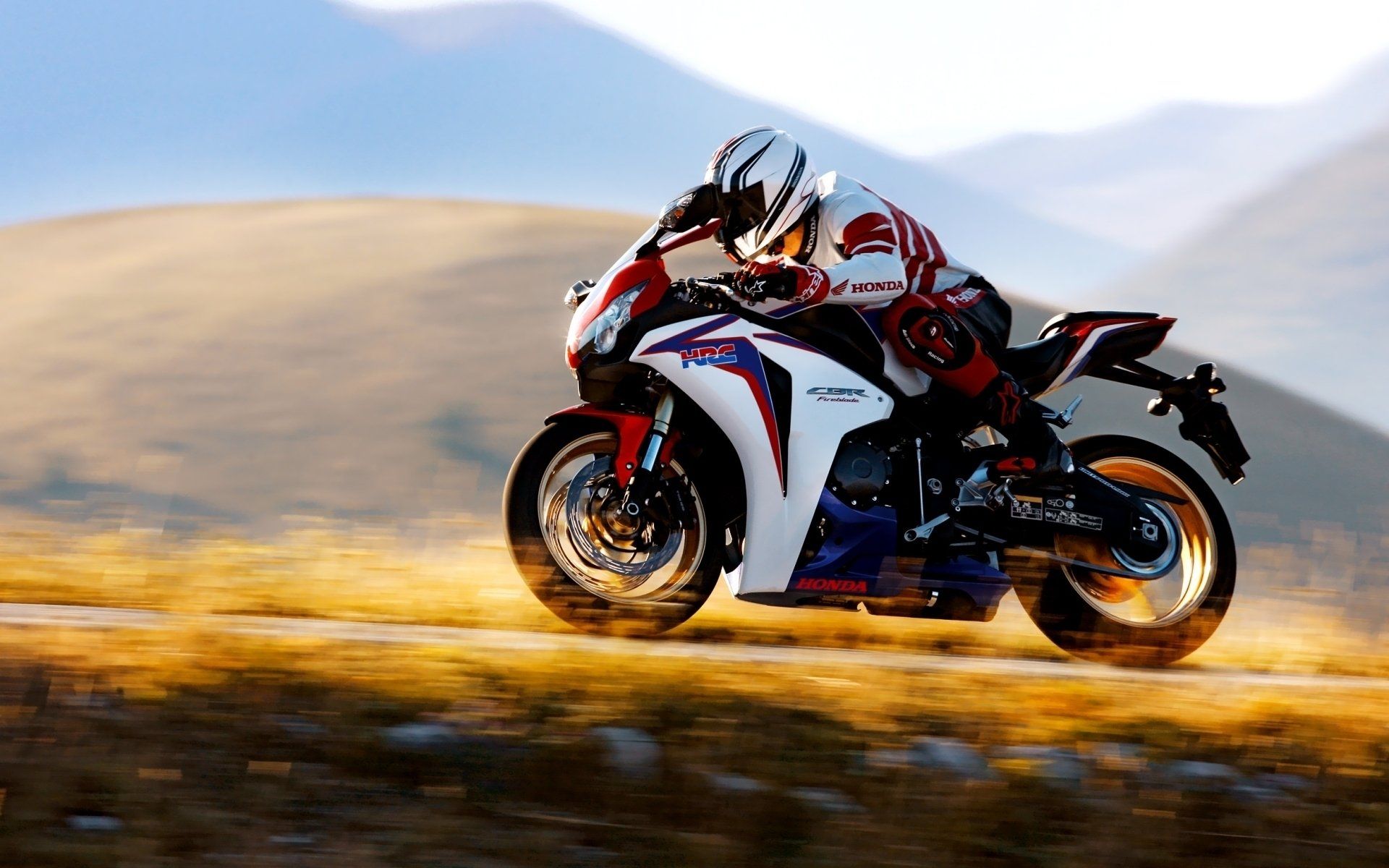 1920x1200 honda cbr1000rr 5480 Wallpaper HD / Desktop and Mobile Background