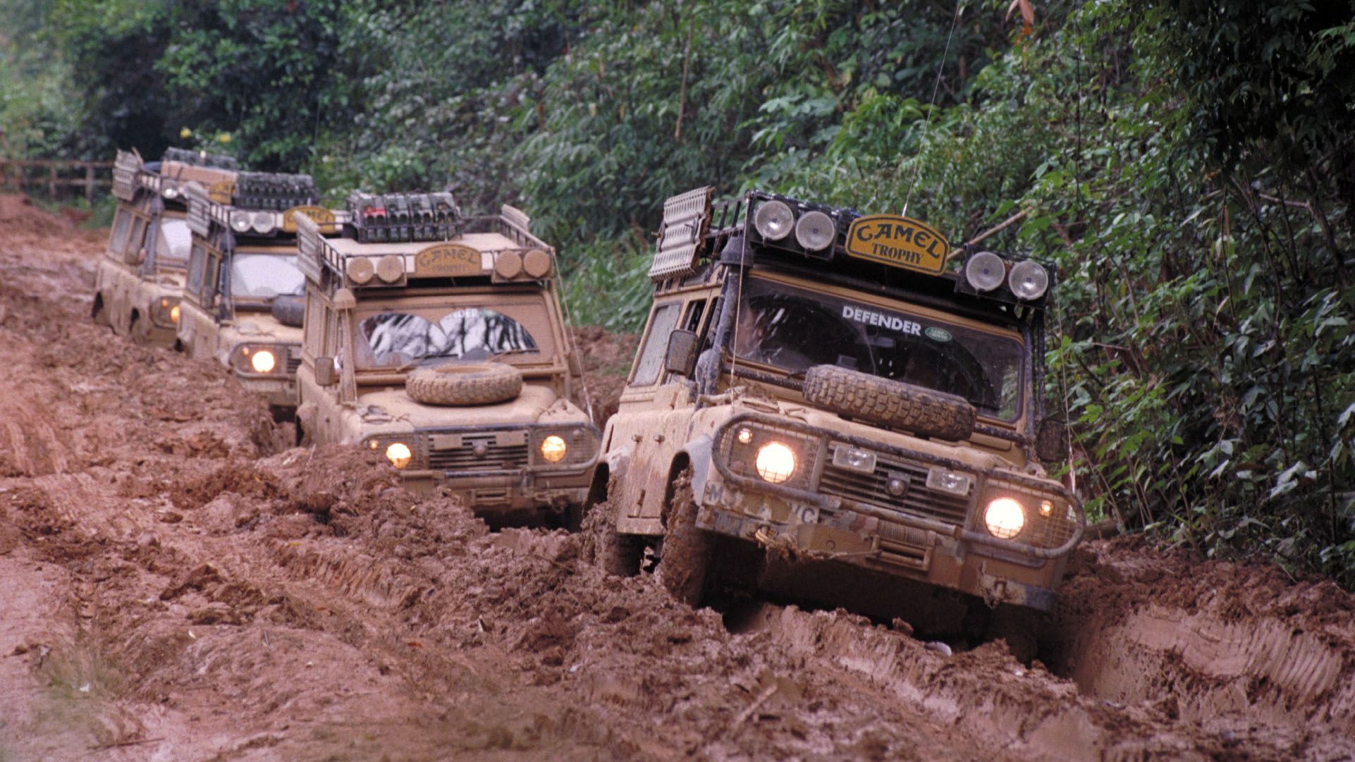1922x1081 Gallery: Land Rovers in the Camel Trophy over the years