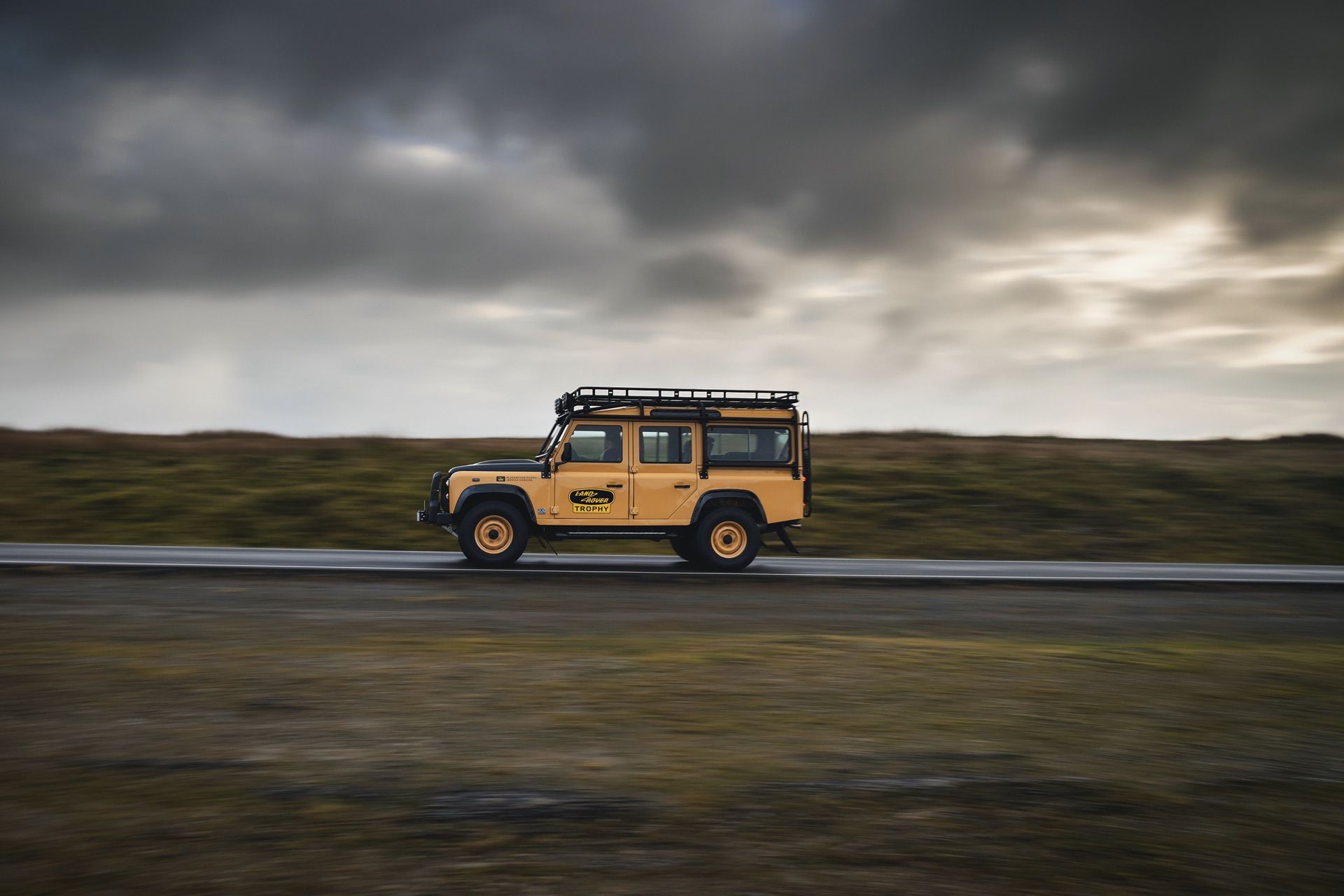 1920x1280 Camel Trophy Inspires Land Rover Defender Works V8 Trophy