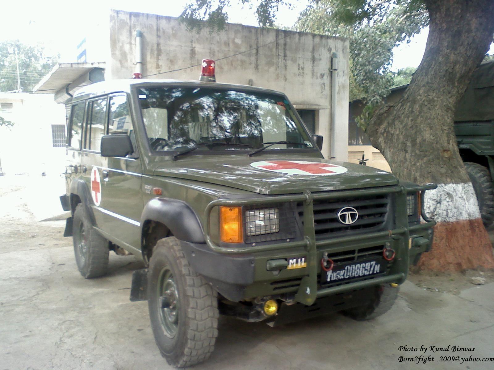 1600x1200 Tata sumo