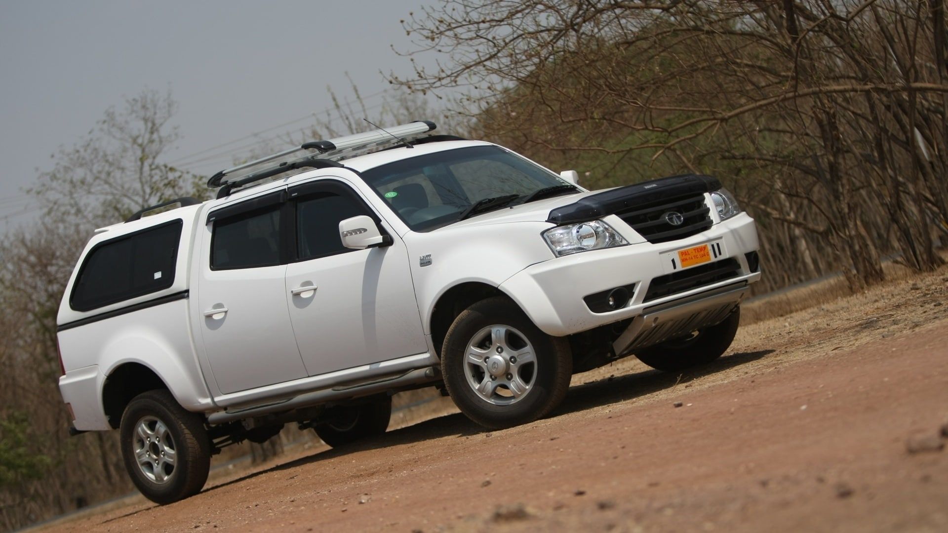 1920x1080 Tata Sumo Grande- Exterior Car Photo