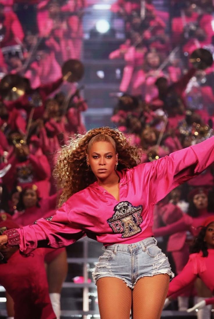 736x1098 Beyonce homecoming pink. Beyonce coachella, Beyoncé wallpaper, Beyoncé knowles