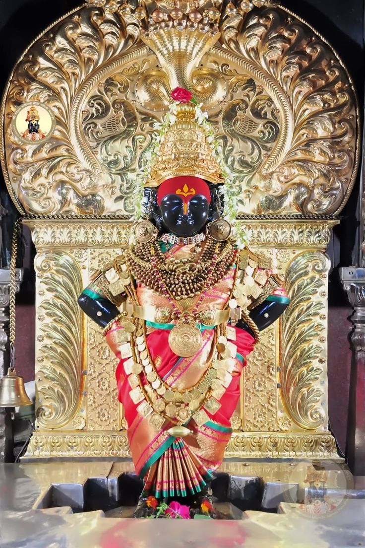 736x1104 Hindu Deity Idol Displayed in Front of a Golden Wall. Vithal rukmini wallpaper, Vitthal rakhumai